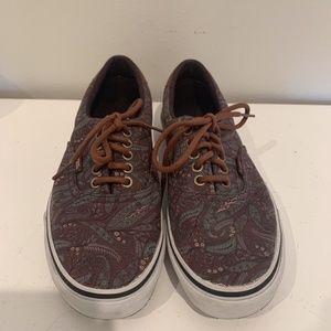 Vans Classic Era Lace-Up sneakers in Paisley